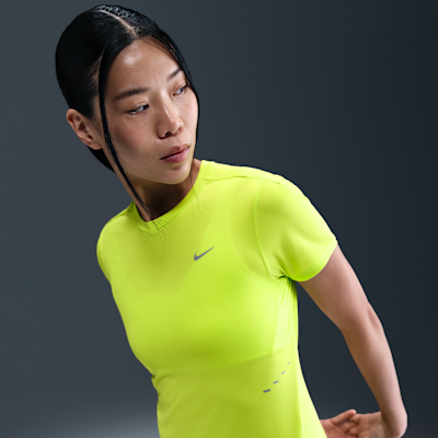 NIKE公式】ナイキ スウィフト ウィメンズ Dri-FIT ショートスリーブ